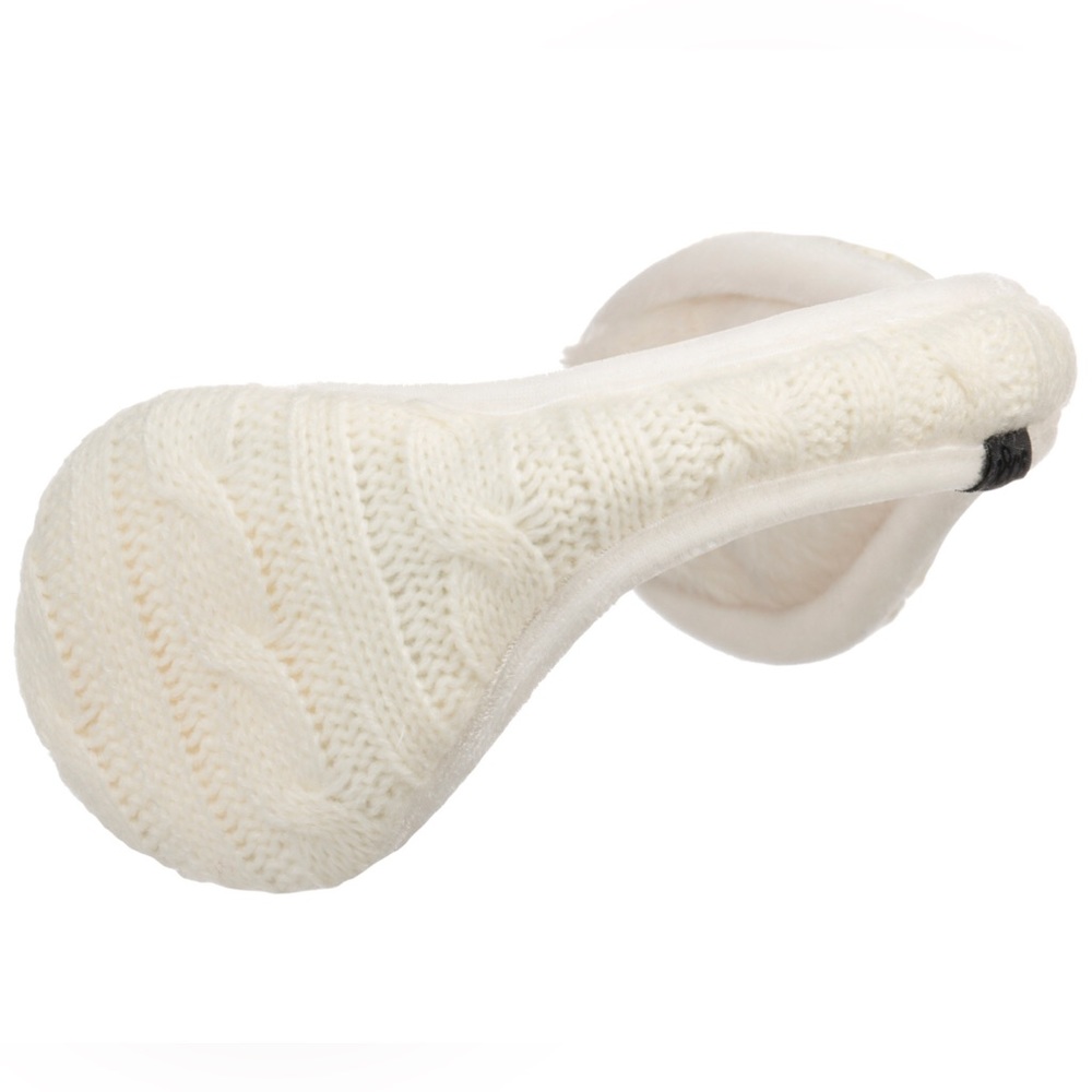 NIB Degrees Cream Cable Knit Ear Warmers